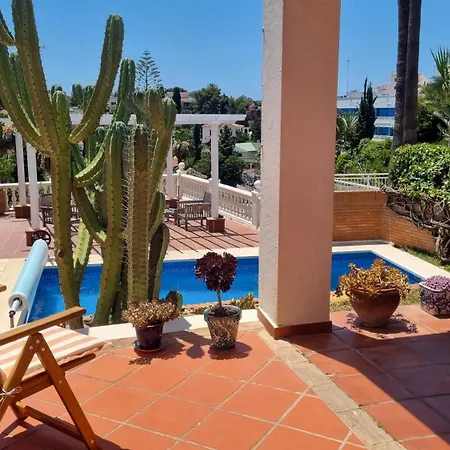 Andaluza Pedregalejo Bbq Pool Málaga
