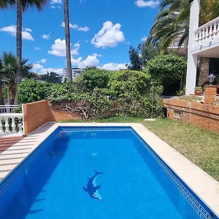 Andaluza Pedregalejo Bbq Pool *